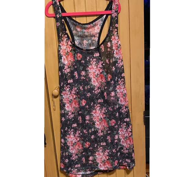 FLORAL LACE RACER BACK TOP - Picture 3 of 9